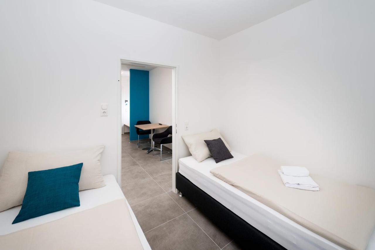بروك أن دير مور Motel24Seven المظهر الخارجي الصورة