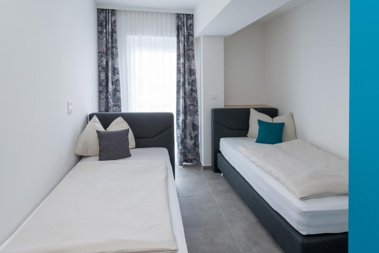 بروك أن دير مور Motel24Seven المظهر الخارجي الصورة
