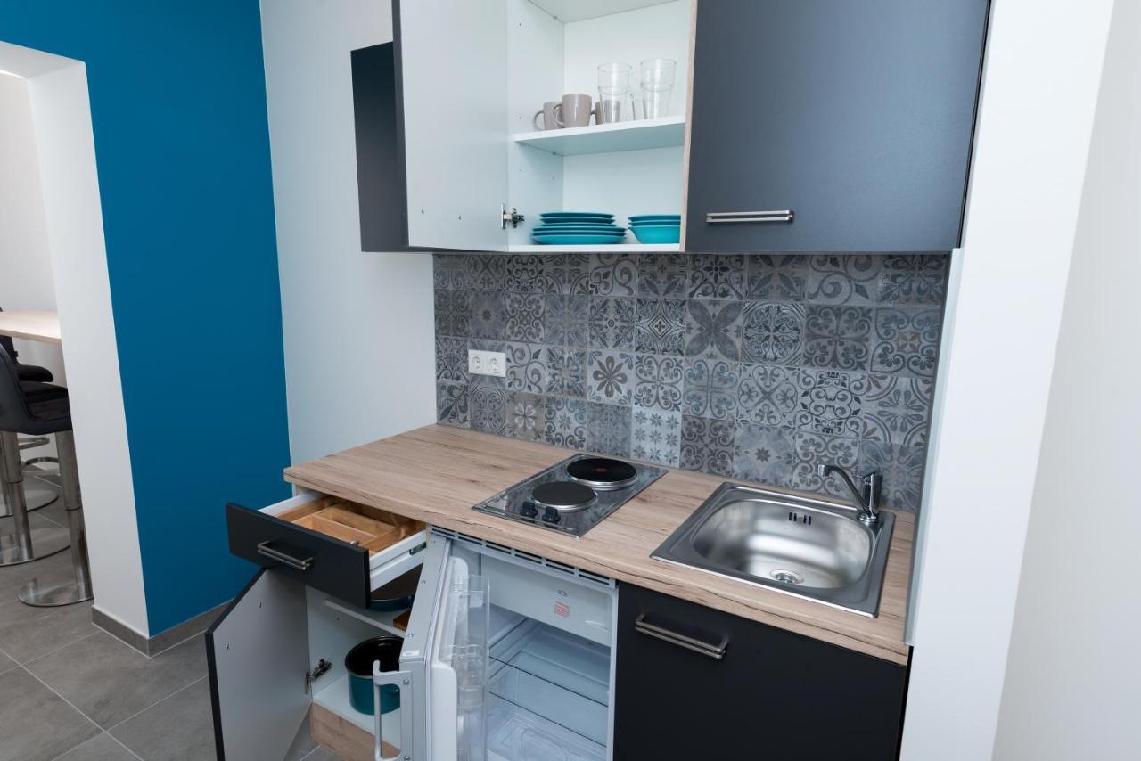 بروك أن دير مور Motel24Seven المظهر الخارجي الصورة