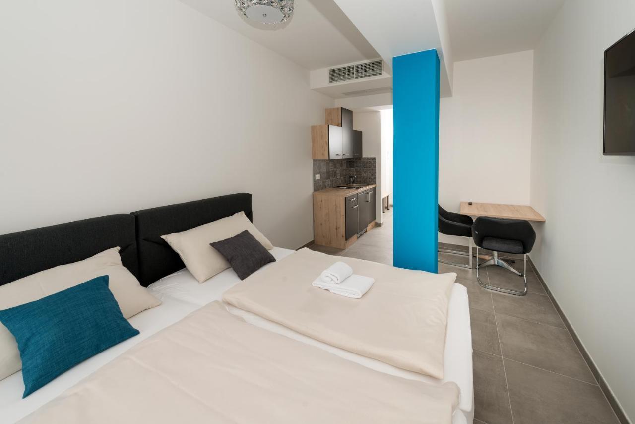 بروك أن دير مور Motel24Seven المظهر الخارجي الصورة